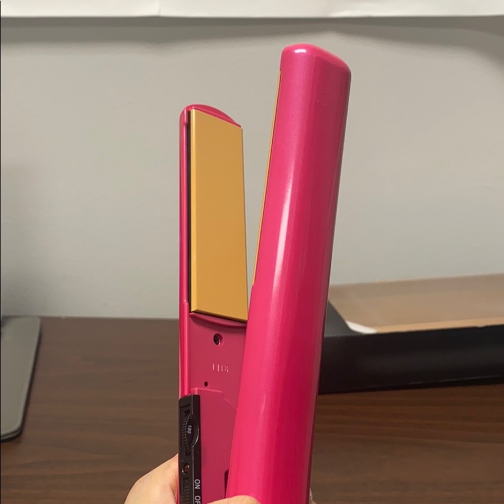 SOLD 🛑Chi Air Expert Tourmaline Ceramic Flat Iron